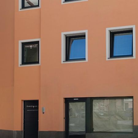 Stay Cooper L Guesthouse 37 Больцано Экстерьер фото